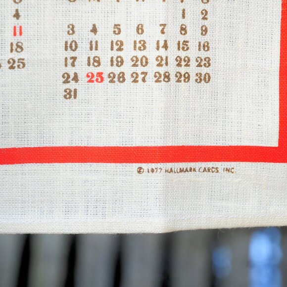 VTG 1978 Hallmark Linen Calendar Towel Kitchen Design, Geraniums & Strawberries - Picture 6 of 8